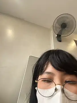 Your-Sunny's cam snapshot