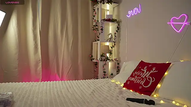 lanaa_me's cam snapshot