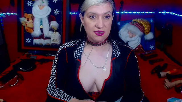 MATURE_Randy's cam snapshot