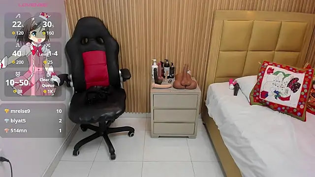 LOLAMAXI's cam snapshot