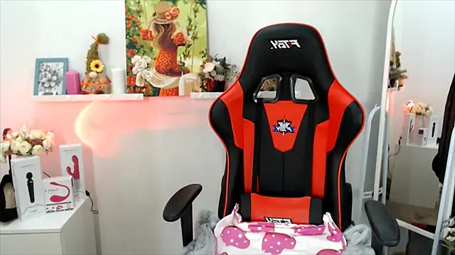 Lucky_Lana's cam snapshot