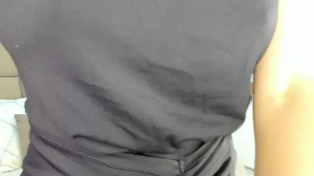 Skylerwhite02's cam snapshot