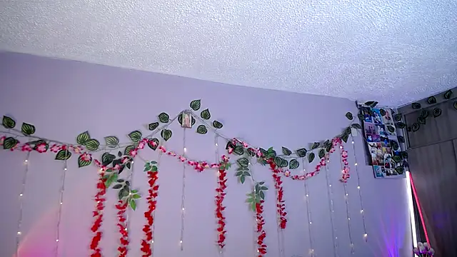 NathallyRouse's cam snapshot