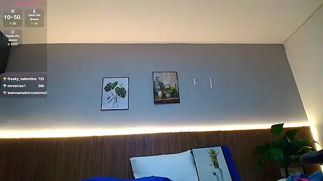 EmiliBonnie's cam snapshot