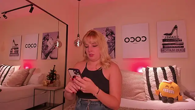 Blue_Angell's web cam