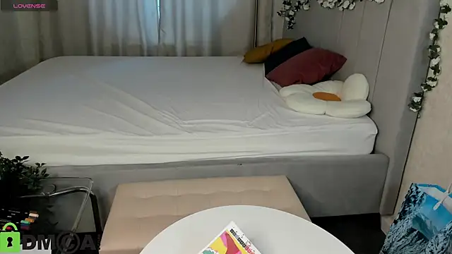 R0cket_bunny's cam snapshot