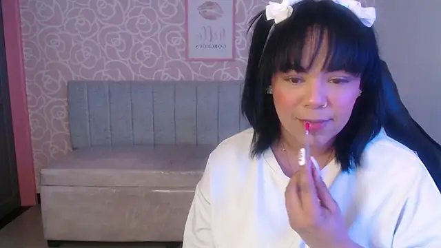 Vivi_rosse_ch's cam snapshot