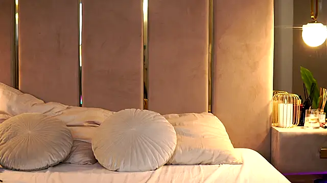 CamilaStarr's cam snapshot