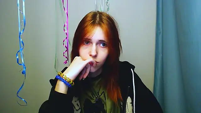 GuessMe___'s cam snapshot