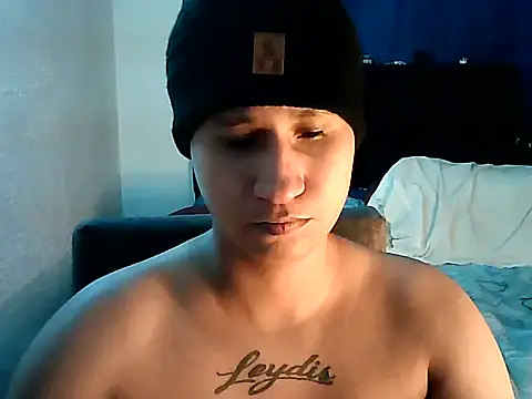 Im_Milan_Rs's cam snapshot