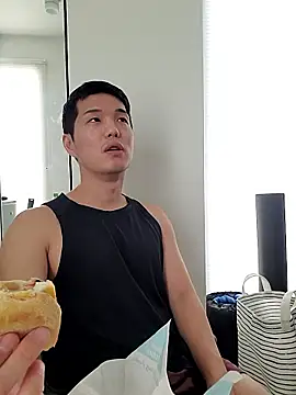 Woonee1680's cam snapshot