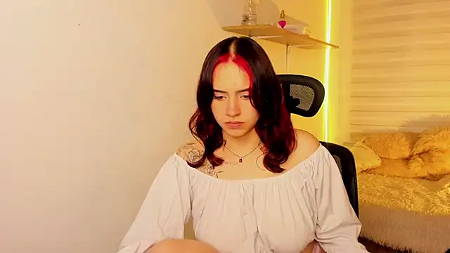 Emily_Lindey's cam snapshot