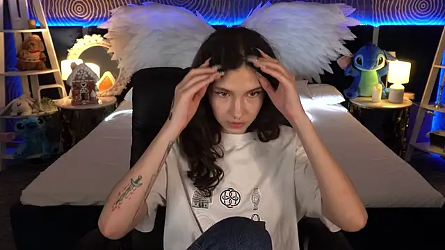 BabyFlowerr's cam snapshot