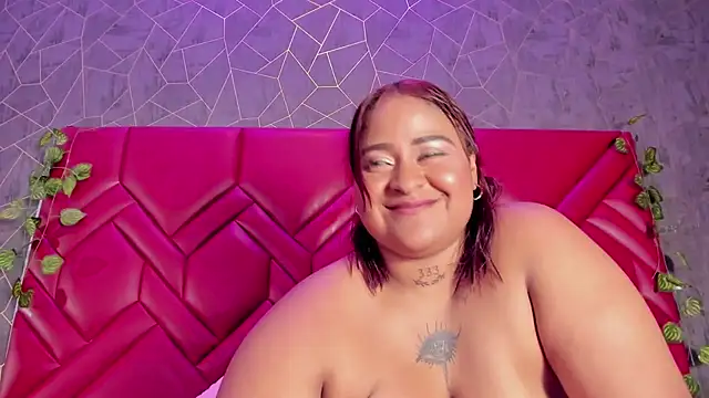 CynthiaGale's cam snapshot