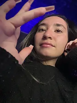 Sophie_LS's cam snapshot