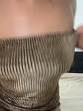 IamCrystal2's cam snapshot