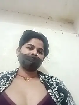 JULEE-740's cam snapshot