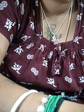 sweetqueen143's cam snapshot