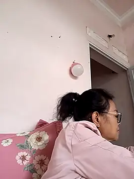 Hotestlove's cam snapshot