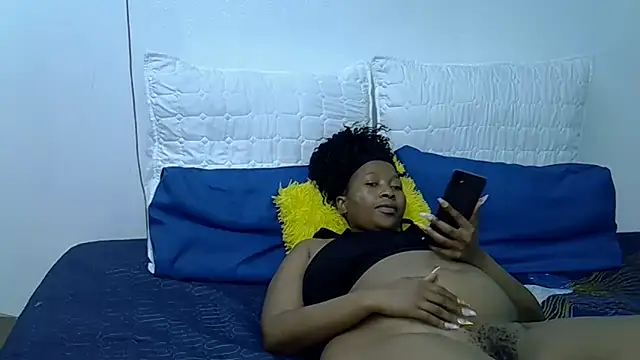 HipsDontLieX95's cam snapshot