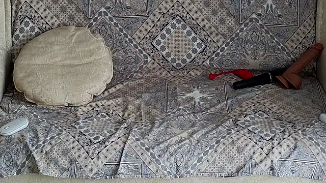 Alyonushkadarling's cam snapshot