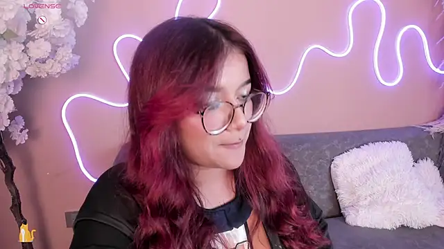 Sally__Walker's cam snapshot