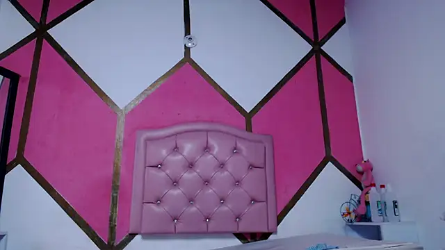 Ebony_Baby1's cam snapshot