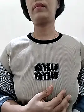 love_sexy090's cam snapshot