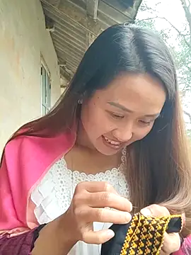 mikey-bae's cam snapshot