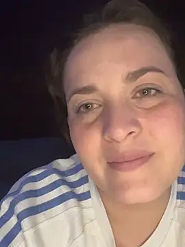 Anyhot_latina's cam snapshot