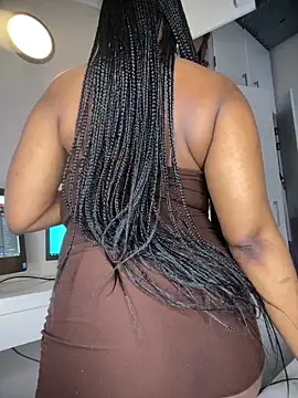 Bustygoddess32's cam snapshot