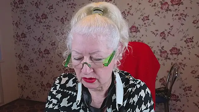 Maya_Mayflower's cam snapshot