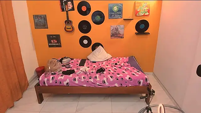 meisevil77's cam snapshot