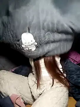 blonde_blg's cam snapshot