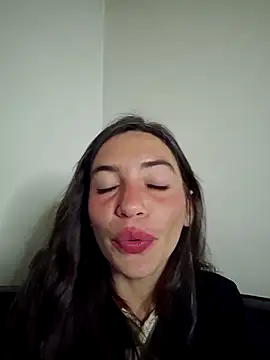 loveuu-bae's cam snapshot