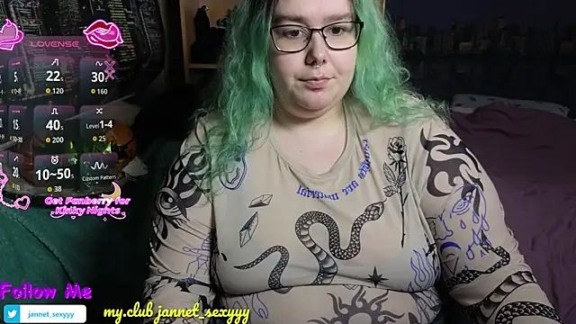 JannetPie's cam snapshot