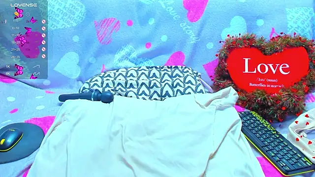 Vanessa_Florence's cam snapshot