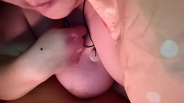 AngelwithEcup's cam snapshot