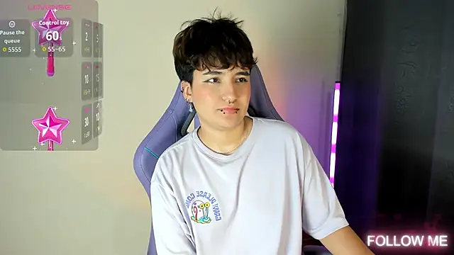 emma_cute7's cam snapshot