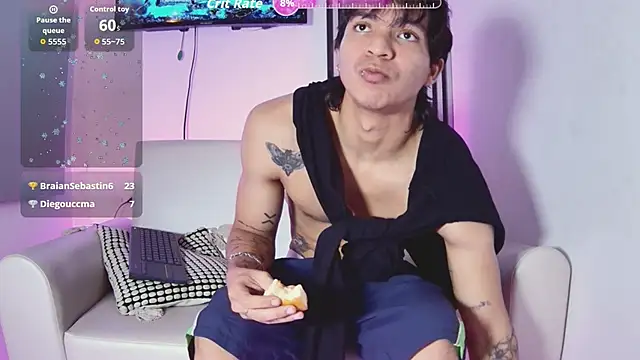 toji_luxxer live sex cam