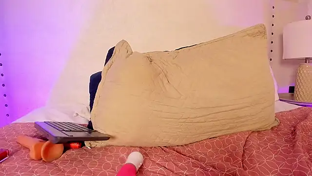 honey_vixen_'s web cam