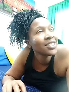 HipsDontLieX95's cam snapshot