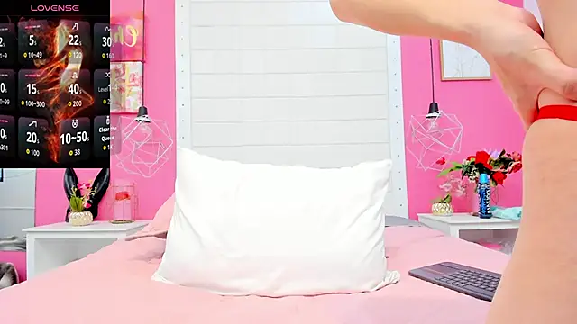 abigail_smith15's cam snapshot