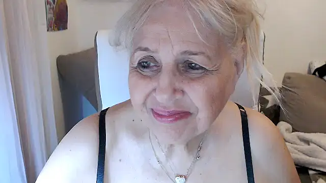 SusiLifeXXX's cam snapshot