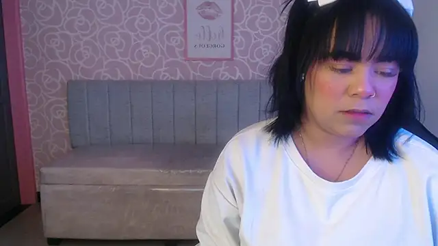 Vivi_rosse_ch's cam snapshot