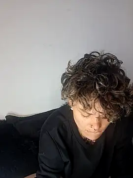 megan_cr's cam snapshot