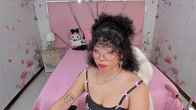 SafiroAgataaa's cam snapshot