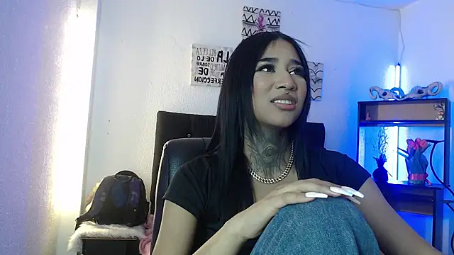 lyam_ebony_'s cam snapshot