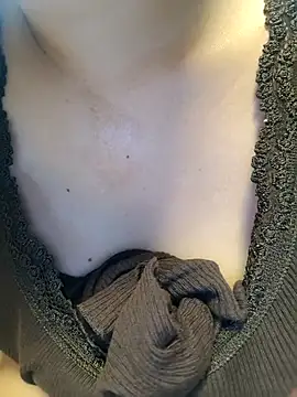 squirtshantal's cam snapshot