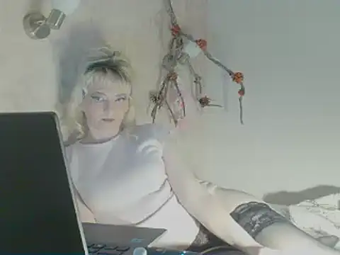 EroGoddes's cam snapshot